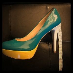 Fun colorblock platfoorm NiNe West shoes